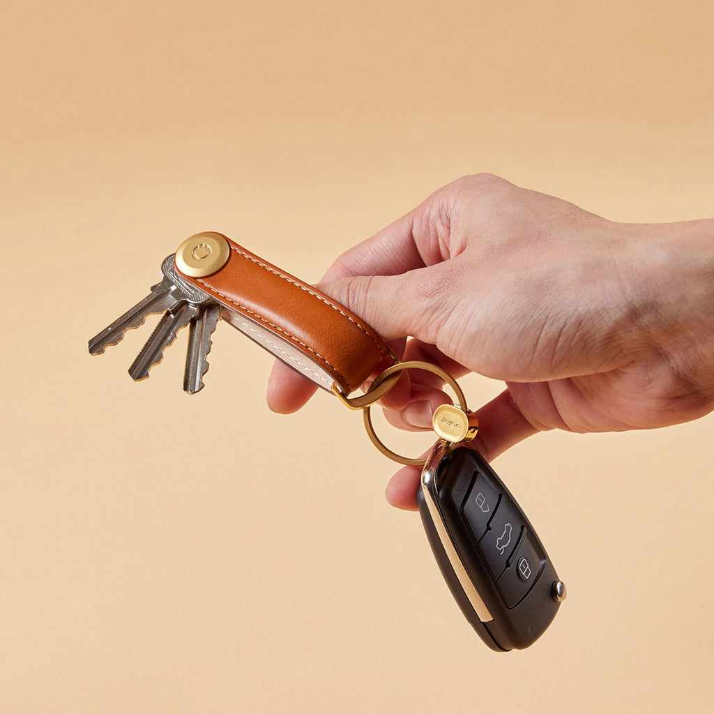 Orbitkey Clip v2 quick-release keychain keeps your keys where you