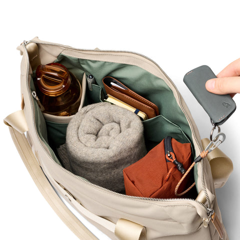 Classic Tote