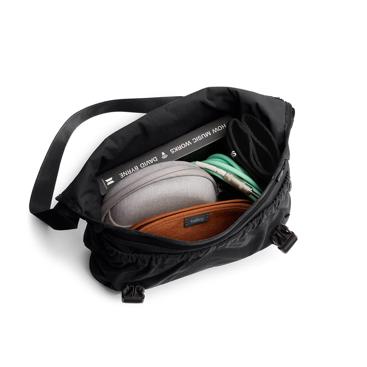 Bellroy Cinch Messenger Bag 12L – Milligram