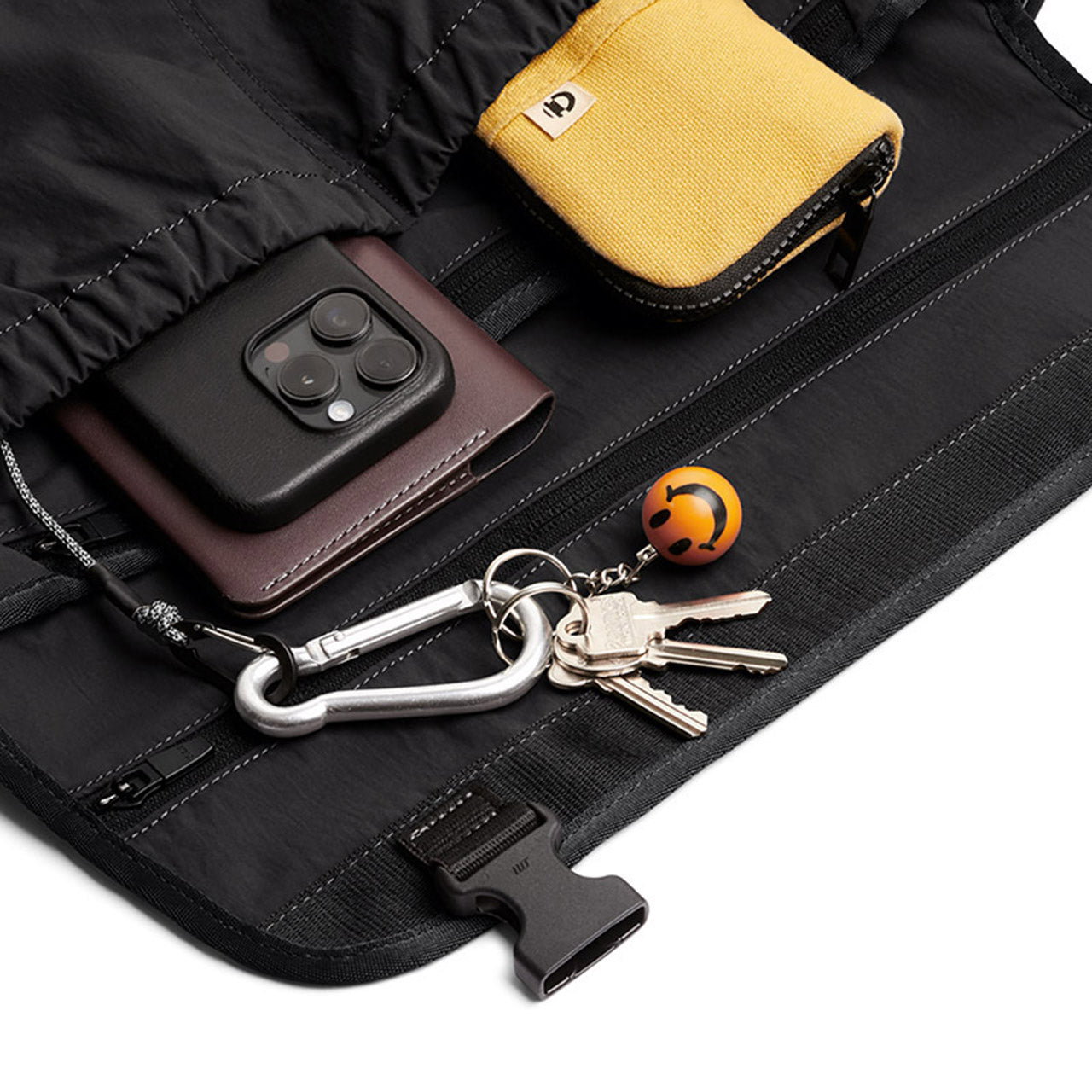 Bellroy Cinch Messenger Bag 12L – Milligram