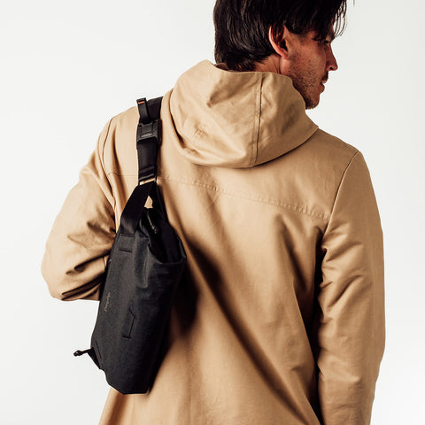 Carryology Essentials Sling