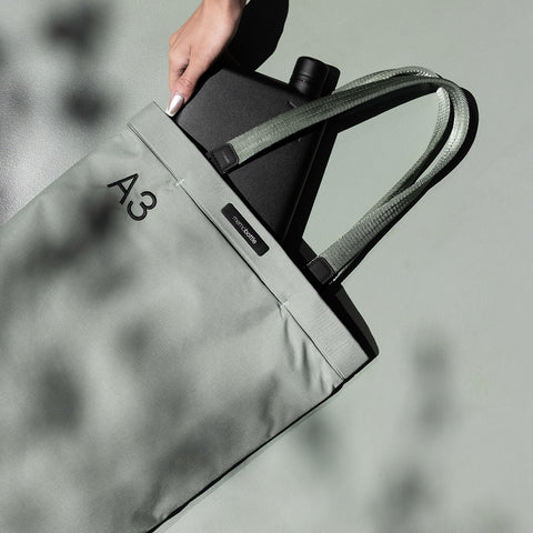 Daily Tote A3