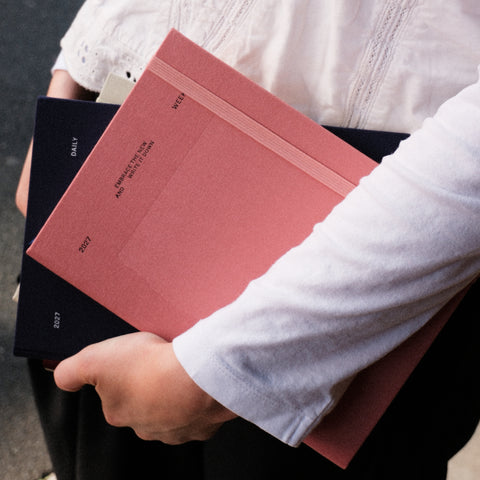 2027 Weekly Agenda Diary
