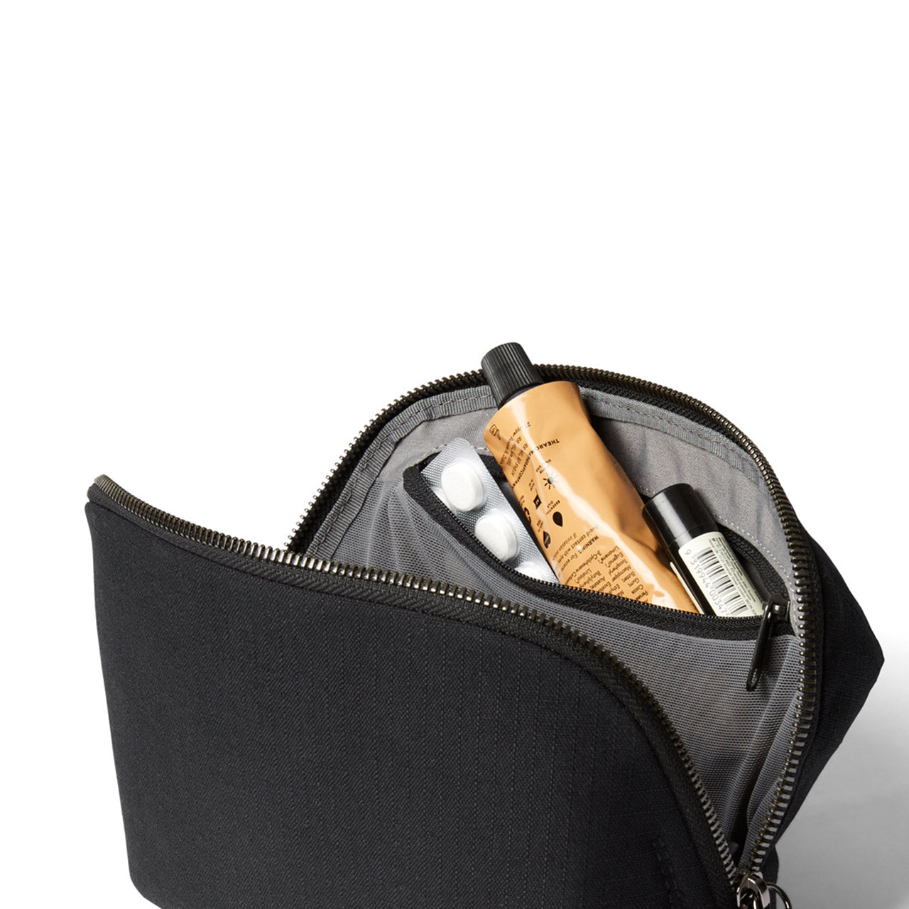 New cable organizer bag Desk Caddy from Bellroy - 9to5Toys