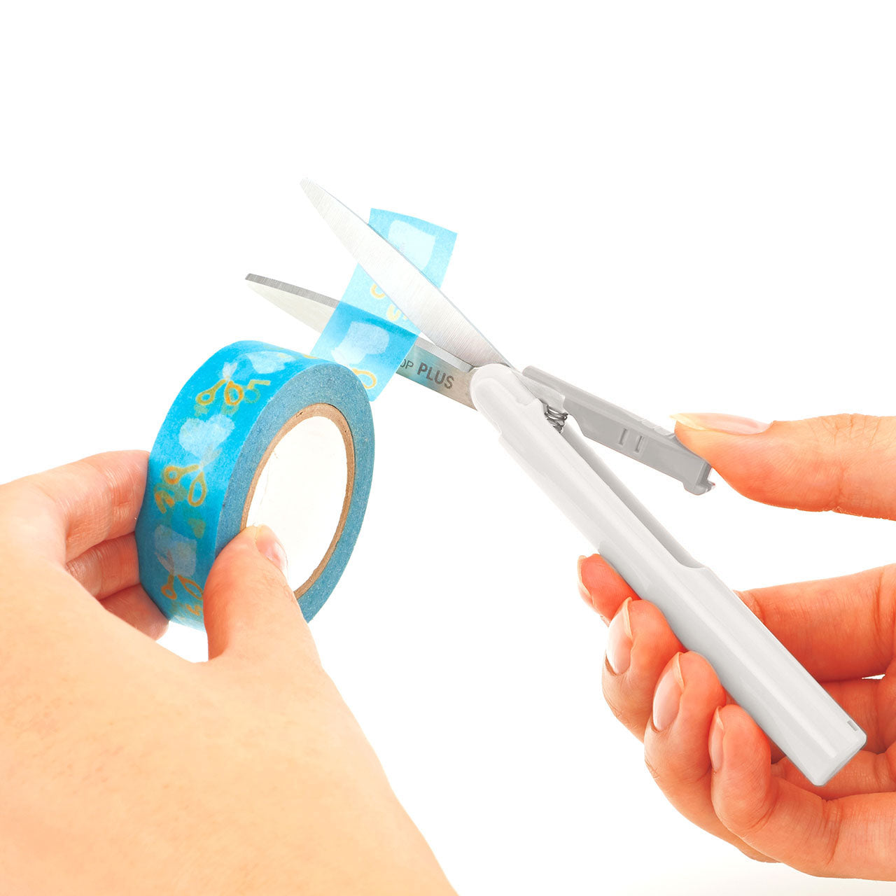 Tool Review: Plus Compact Pen-Style Twiggy Scissors - The Well-Appointed  Desk